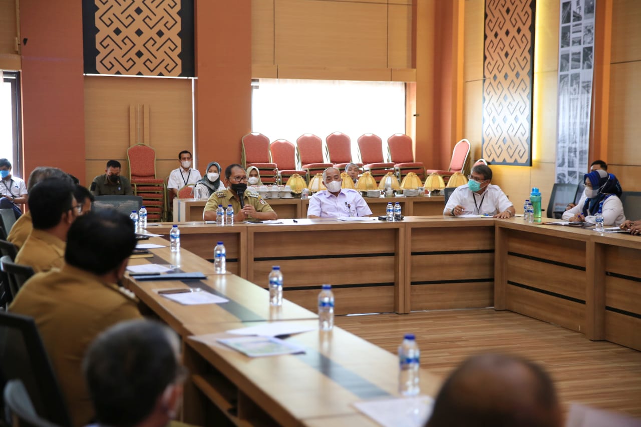 Wali Kota dan Balai Pompengan-Je